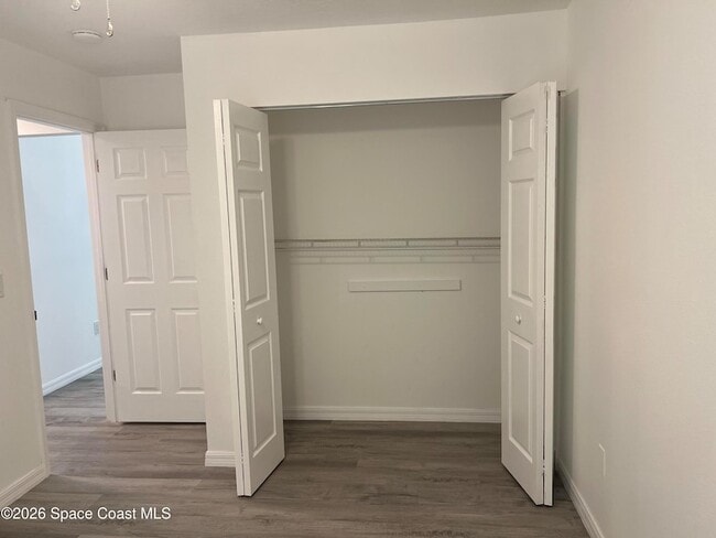 Building Photo - 1071 Cadillac Dr NE