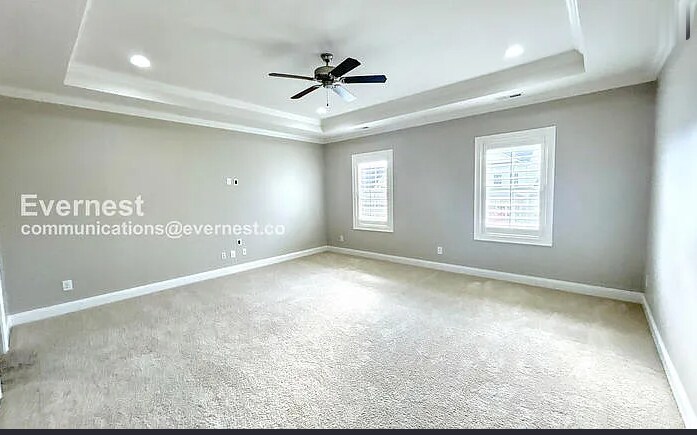 Building Photo - 147 Hobbs Dr