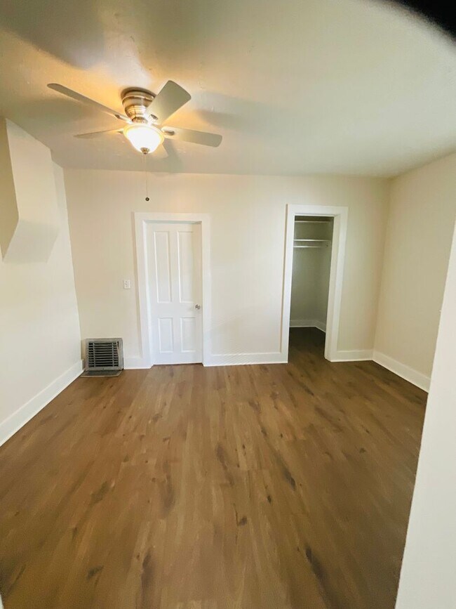 Building Photo - charming 2-bedroom home tucked within the heart of Colorado Springs, CO, and filled with an abund...