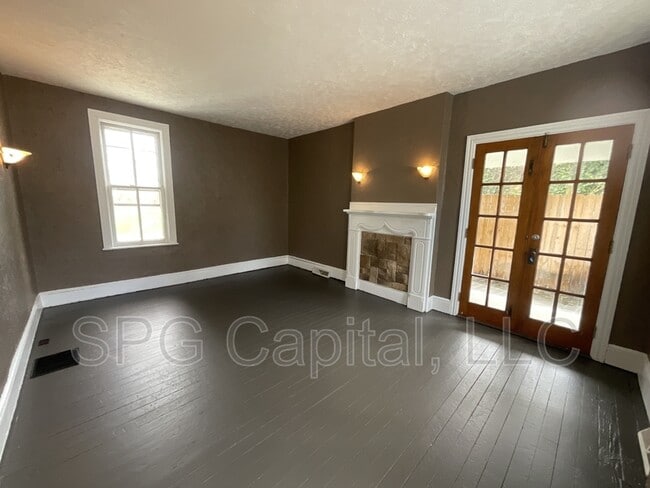 Building Photo - 424 Third Street