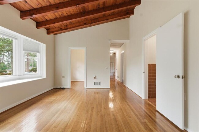 Building Photo - 3302 Wynn Dr