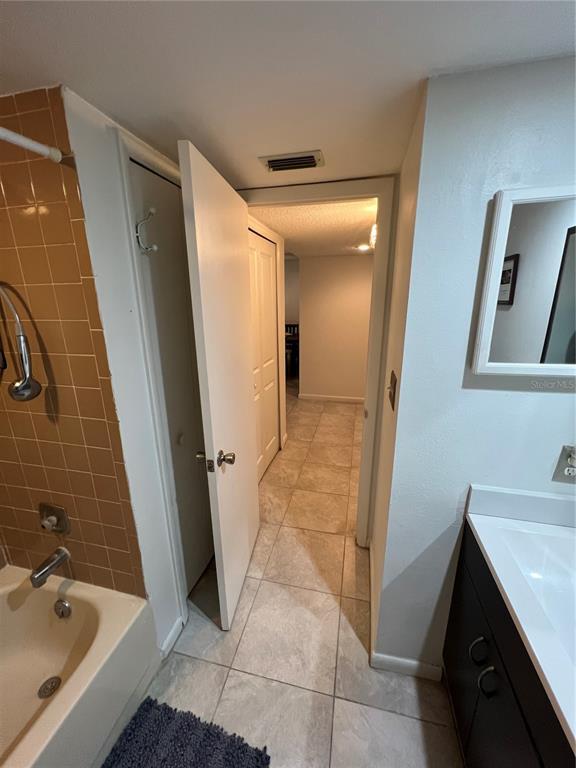 Building Photo - 7110 Cognac Dr