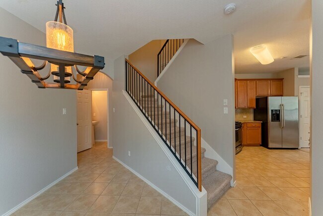 Building Photo - Stunning North-Austin  2/2.5 Home