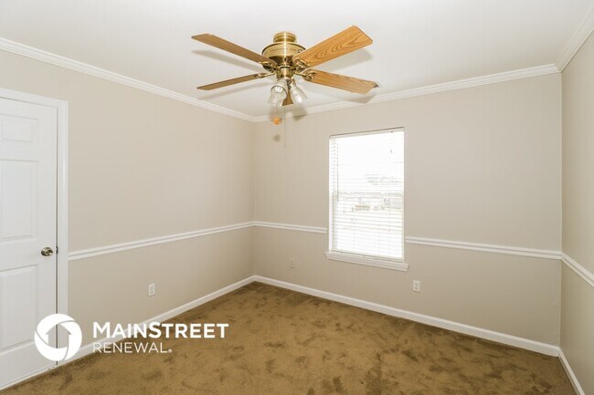 Building Photo - 10176 Fox Chase Dr