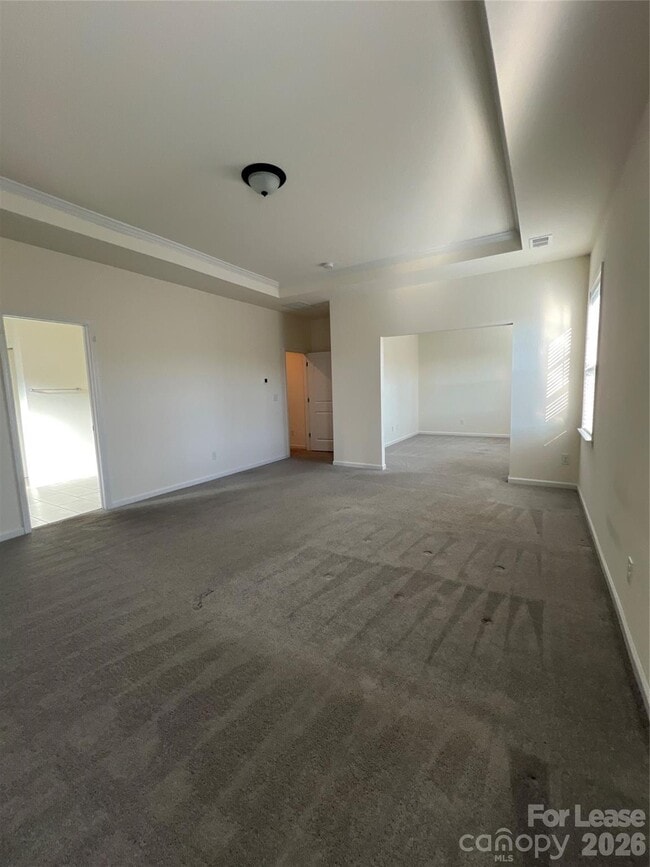 Building Photo - 5016 Britannia Blvd