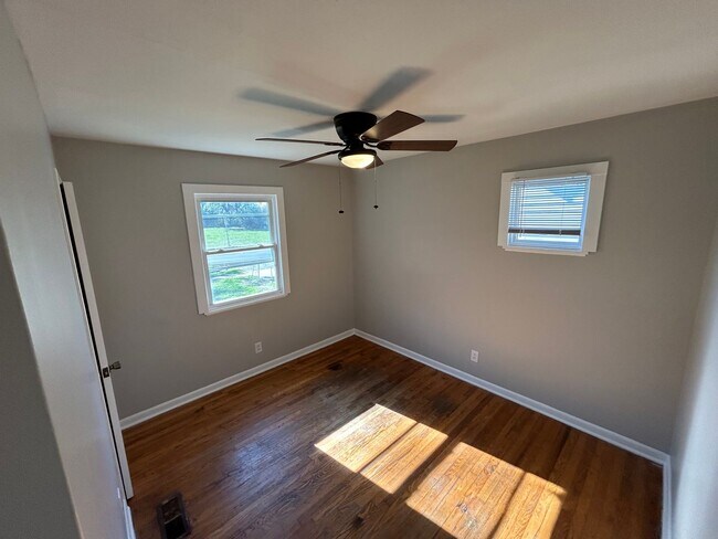 Building Photo - 3-Bedroom Home with Outdoor Entertaining Patio