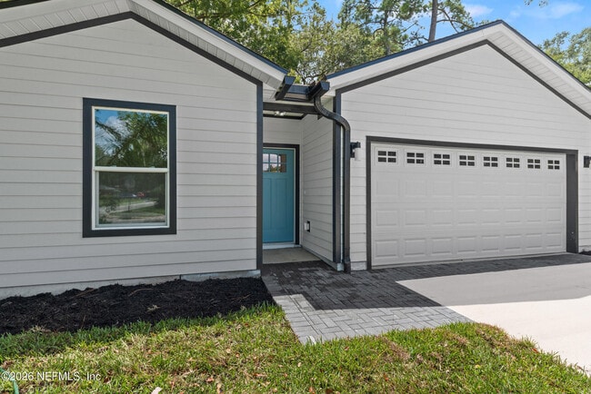 Building Photo - 6020 Bartram Rd