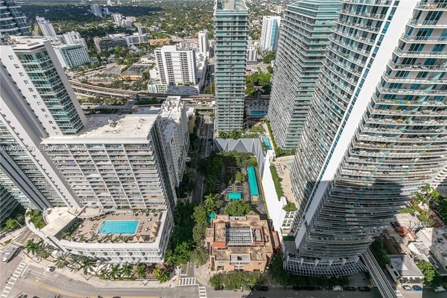Building Photo - 1080 Brickell Ave