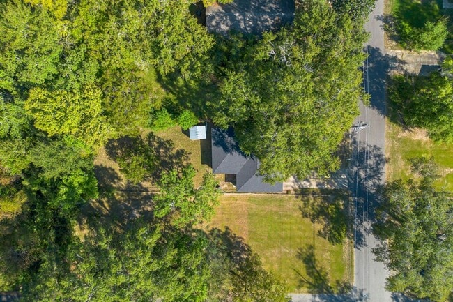 Building Photo - 1205 Penton St