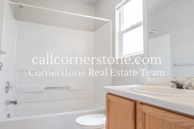 Building Photo - 6506 Summer Grace St