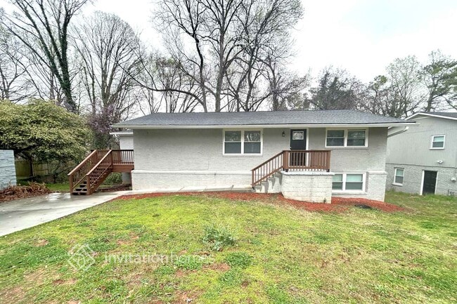 Building Photo - 2866 Gresham Rd S E