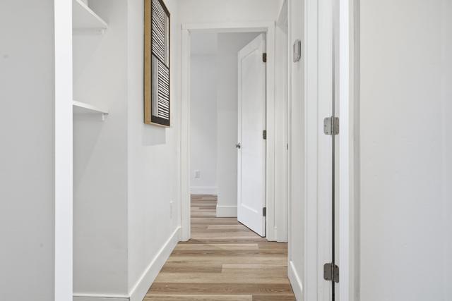 Building Photo - 3370 Par Dr