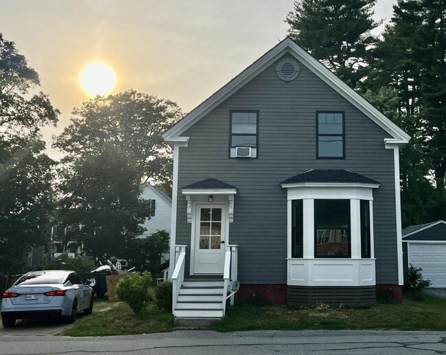 Primary Photo - 4 Berry Ave