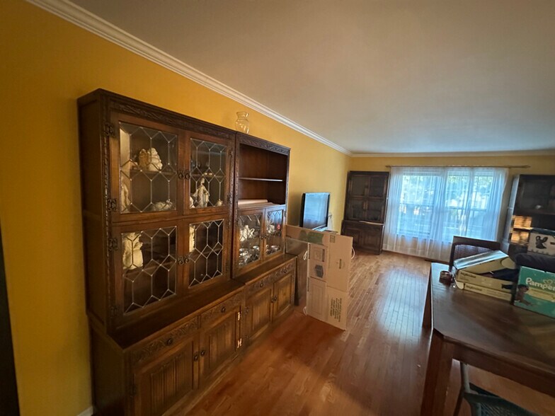 Building Photo - 7462 Brighouse Ct