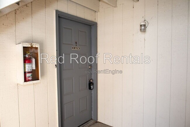 Building Photo - 3411 92nd St S