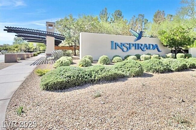 Building Photo - 2117 Thames View St