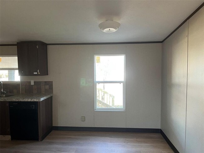 Building Photo - 119 Cam. de Agua