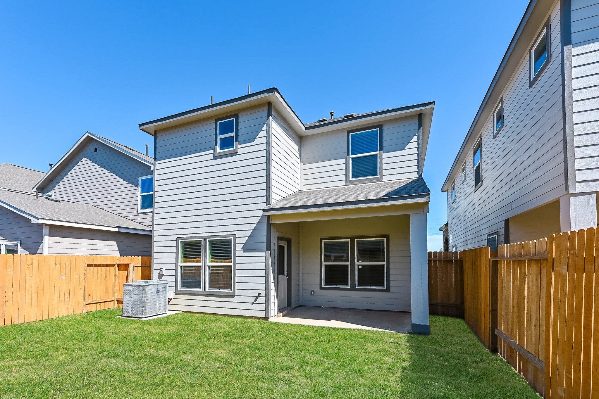 Building Photo - 7935 Cypress Country Dr