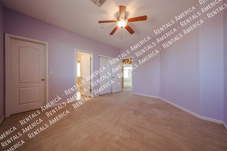 Building Photo - 14759 N 98th St