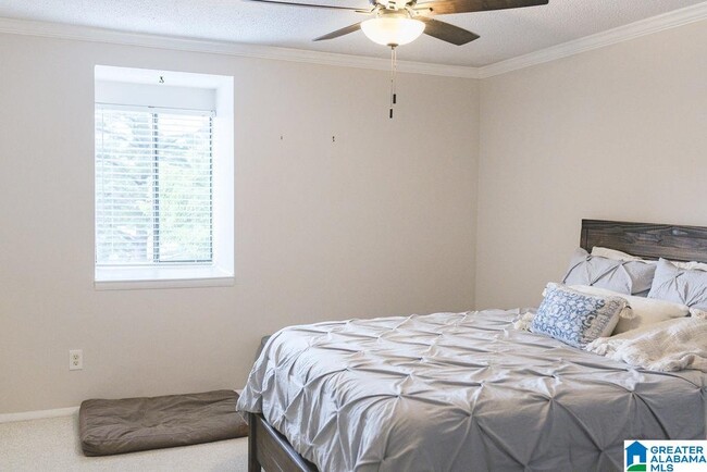 Building Photo - 1303 Woodland Vlg