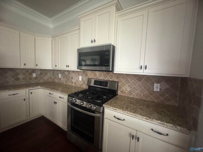 Building Photo - 117 Innocent Trl