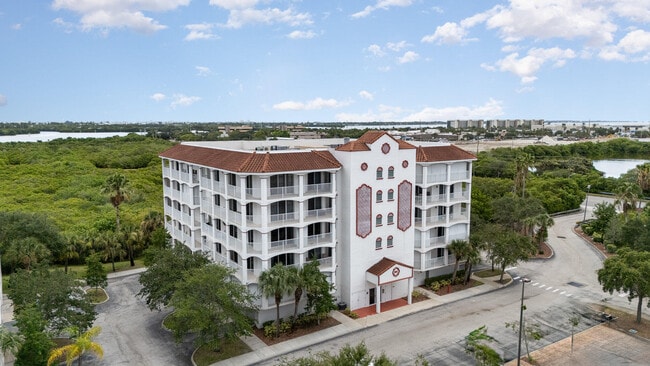 Building Photo - 801 Del Rio Way