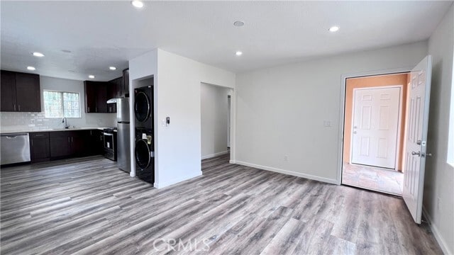 Building Photo - 651 Maltman Ave