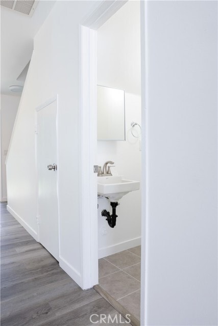 Building Photo - 2709 S Baker St