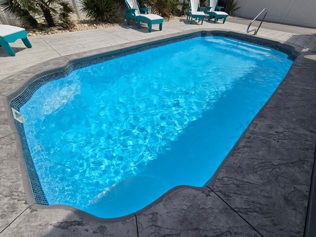 Building Photo - For Rent - Coastal Living Near Sunset Beach!