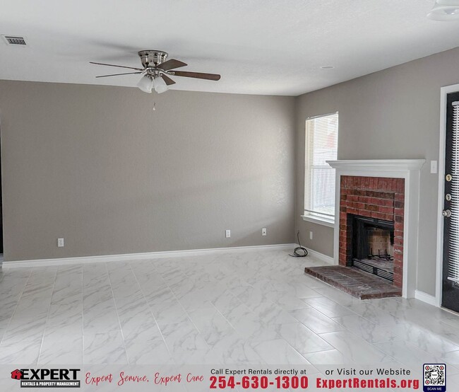 Building Photo - Spacious 5-Bedroom Home REMODELED READY FO...