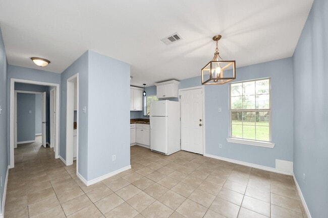 Building Photo - 3511 Palm Ave