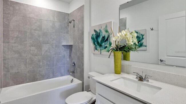 Building Photo - 149 Adventure Ave