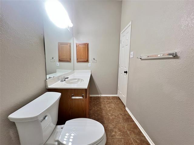 Building Photo - 15 Heritage Way