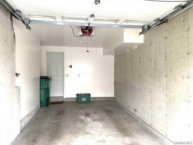 Building Photo - 4806 Ridgecrest Dr