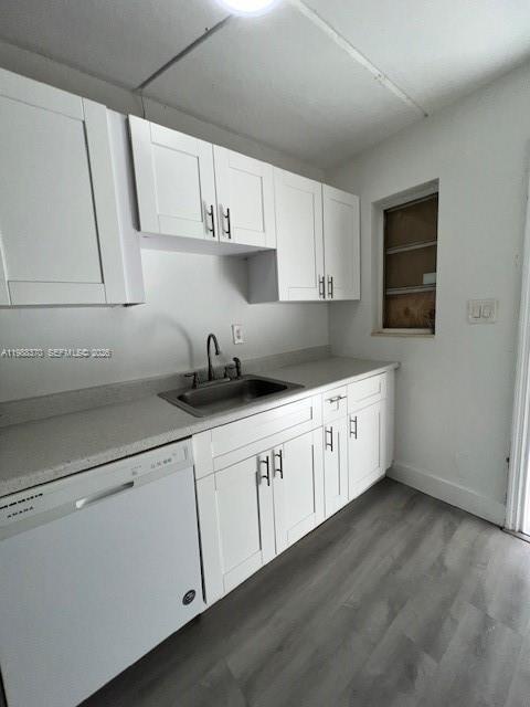 Building Photo - 1220 NW 3rd Ct