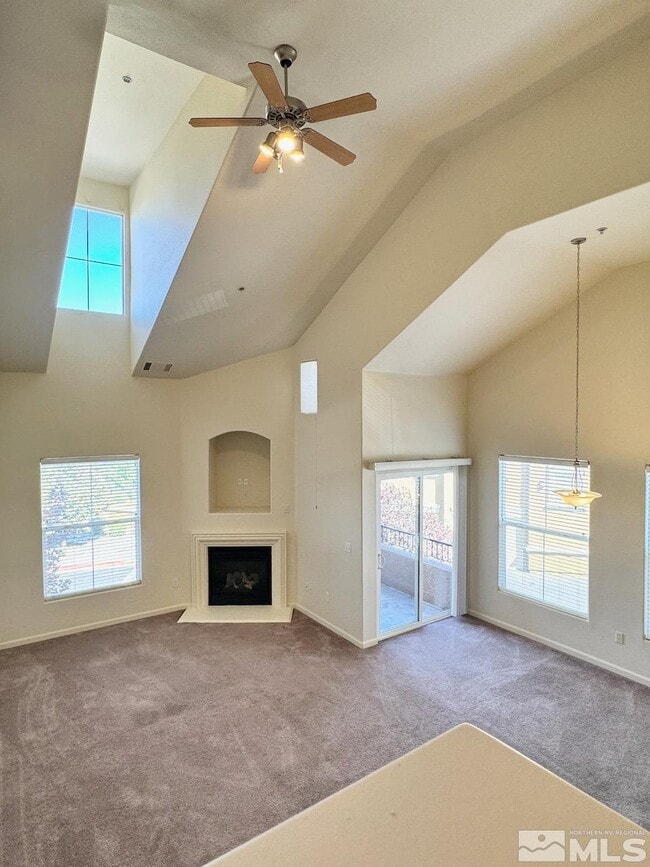 Building Photo - 1325 S Meadows Pkwy