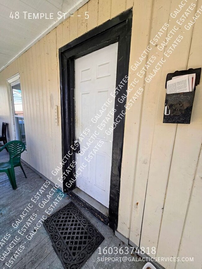 Building Photo - 48 Temple St