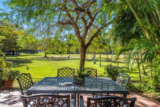 Building Photo - 9002 SW 62nd Terrace