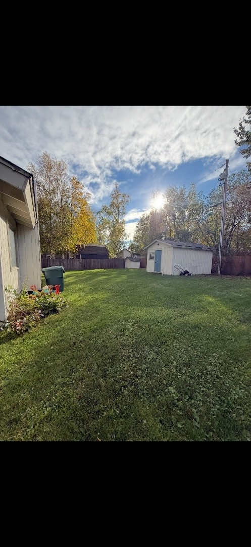 Building Photo - 9260 Roy St