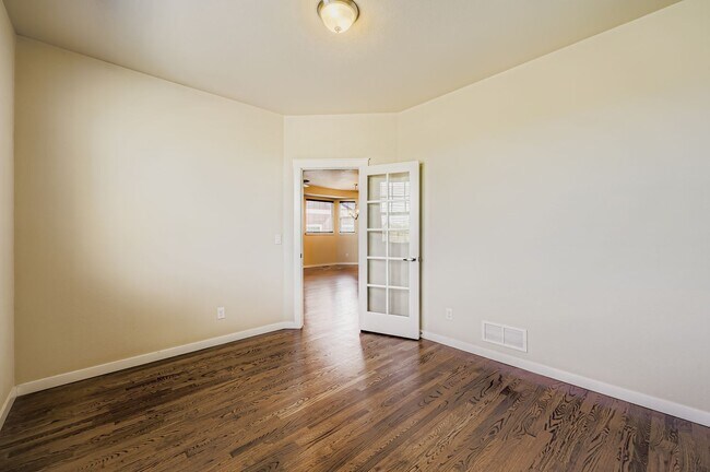 Building Photo - 1512 Iver St