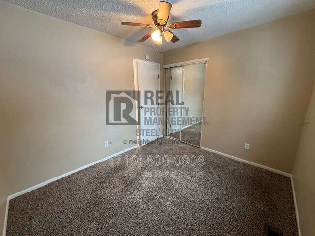 Building Photo - 118 Scotland Rd