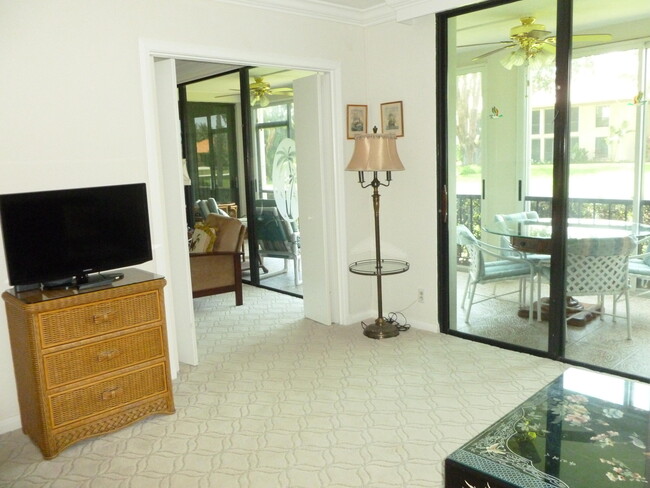 Building Photo - 3 SE Turtle Creek Dr