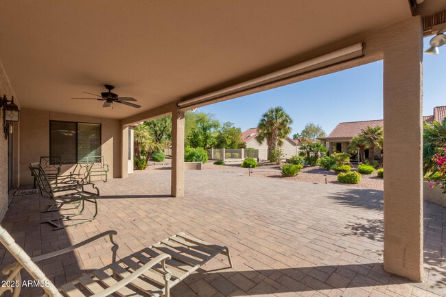 Building Photo - 9559 E Sunburst Dr