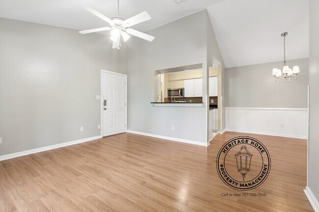Building Photo - 12663 Daybreak Cir