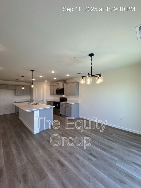 Building Photo - 31101 Rd 70