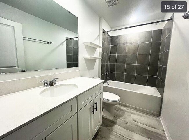 Building Photo - 4 Bedroom 2 bath home in the Preserves at LPGA for RENT!