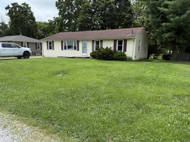 Building Photo - 403 Rose Ln