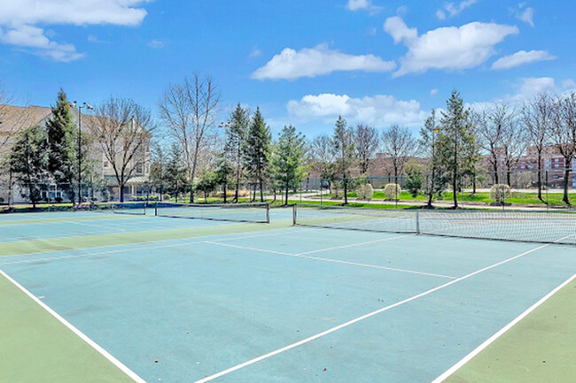 Building Photo - 602 Rutledge Ct