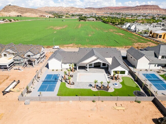 Building Photo - Gorgeous Custom Single Story with RV Garage