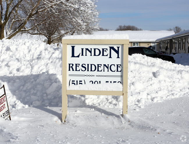 Building Photo - Linden Residence